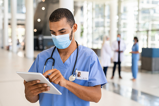 Memilih dokter spesialis
